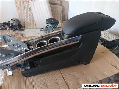 Opel Zafira C Könyöklő 6050