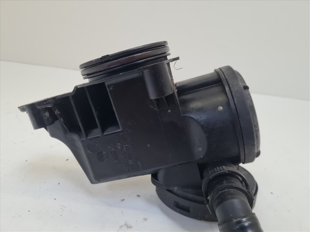 Volkswagen Golf IV kartergáz visszavezető ház (20751) 036103464ac 5. kép