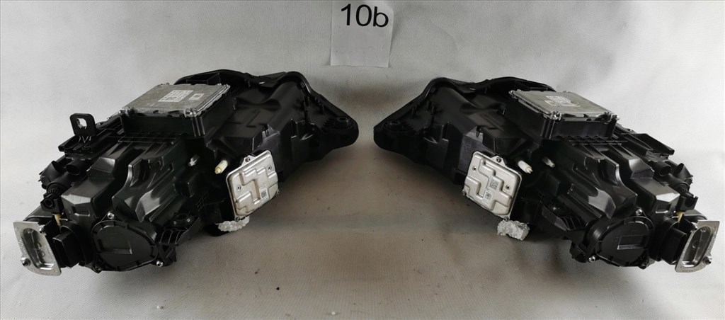 Audi A3 (8V) 8V Jobb-bal LED fényszóró  8v0941034c 8v0941033c 4. kép