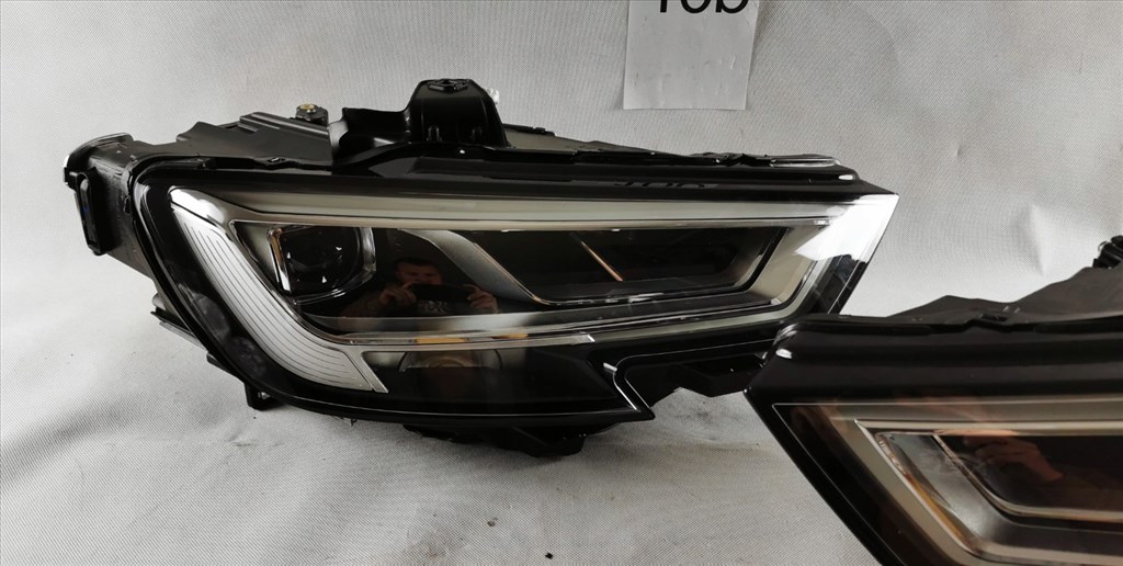 Audi A3 (8V) 8V Jobb-bal LED fényszóró  8v0941034c 8v0941033c 3. kép