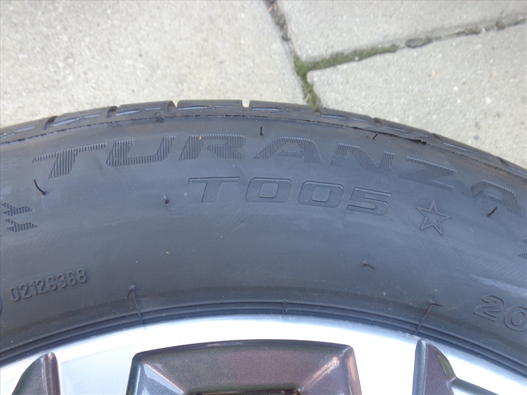 új nyári BMW 2active tourer gyári garnitura TPMS  4. kép