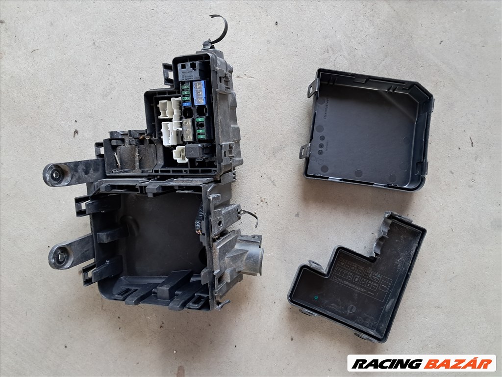 Nissan Qashqai (J11) 1.5 dci biztosítékdoboz 2. kép