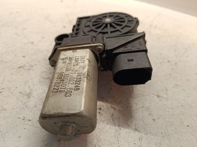 BMW 1 Bal hátsó Ablakemelő Motor 5. kép