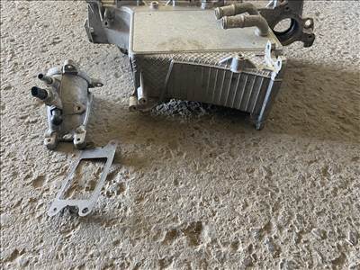 EGR COOLER HÜTÖ 04l128637a