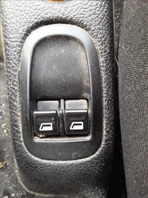 Peugeot 206 Ablakemelő Kapcsoló
