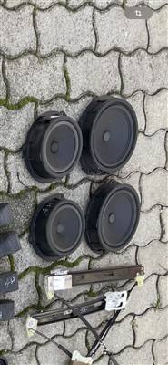 Seat León III hangszórók 