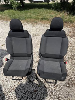 Citroën C3 III Citroen C3 Aircross belső első ülés 