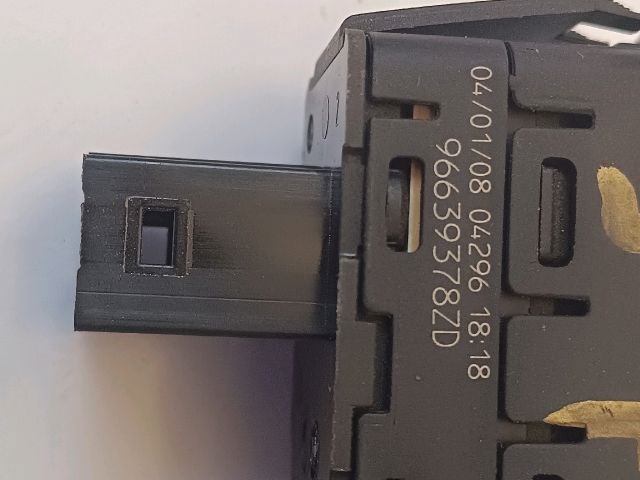 CITROËN C4 PICASSO Jobb hátsó Ablakemelő Kapcsoló 3. kép