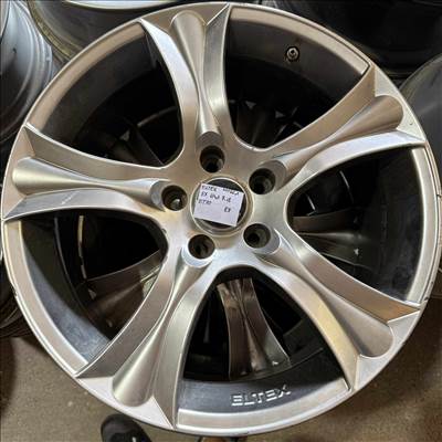 Akciós! ELTEX/NISSAN 5x114.3 lyukosztású 8JJ 18" újszerű alufelni