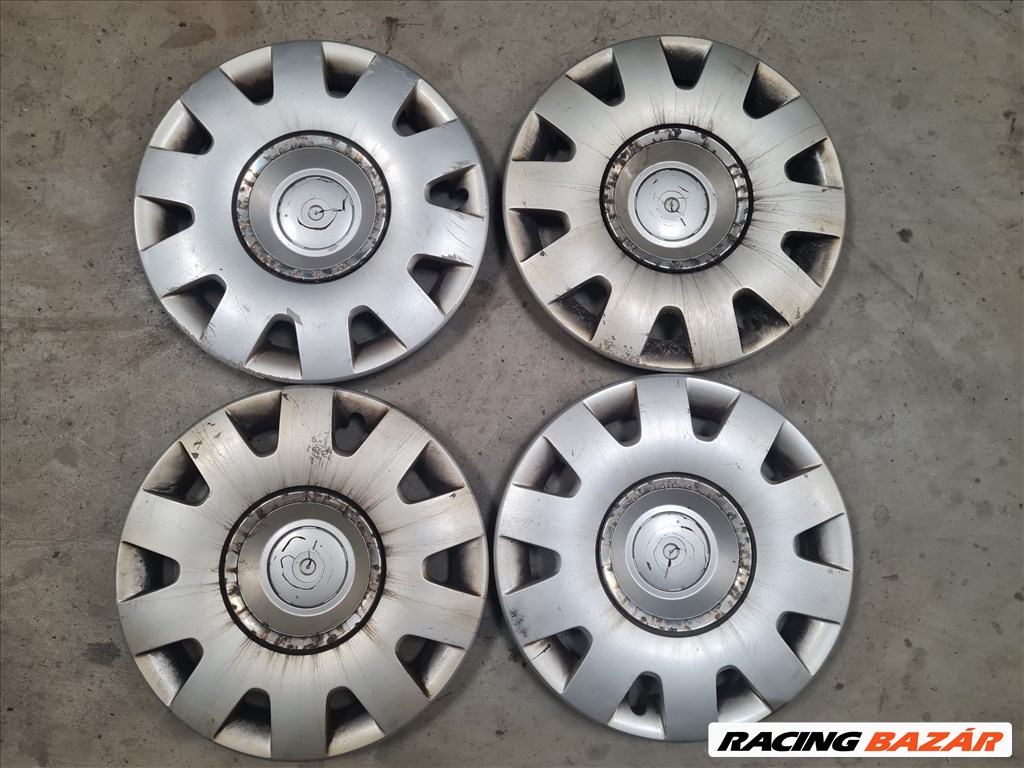 Volkswagen Golf IV dísztárcsa szett R15 1. kép