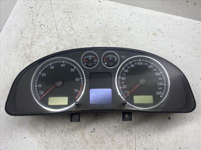 VW PASSAT B5 Kilométeróra
