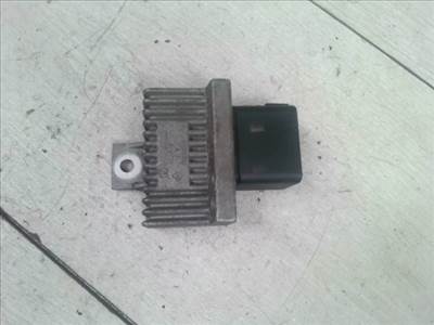 RENAULT THALIA 02.03-08.10 Izzítórelé
