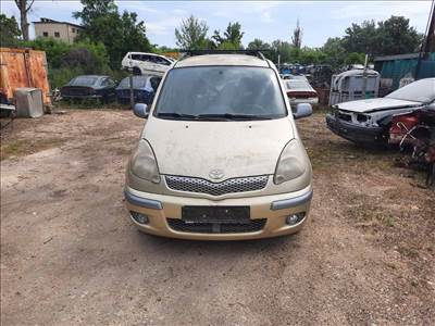 Toyota Yaris Verso bontott alkatrészei