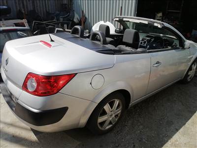 Renault Mégane II bontott alkatrészei