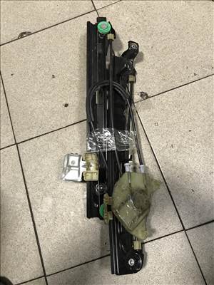 Seat León II 1P -- bal első ablakemelő szerkezet