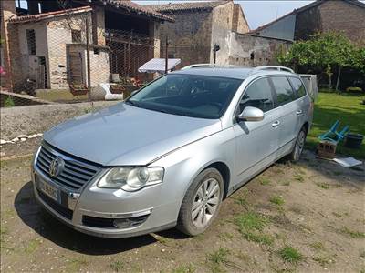 Volkswagen Passat B6 2.0Tdi(BKP) 4 Motion bontott alkatrészei, LA7W színben eladók