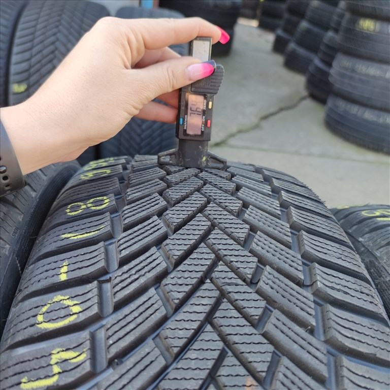 225/40 R18 Radar téli gumi 99500ft a 4db/9/ 3. kép