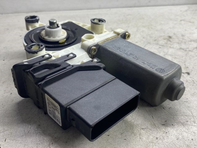 VW GOLF IV Bal hátsó Ablakemelő Motor 7. kép