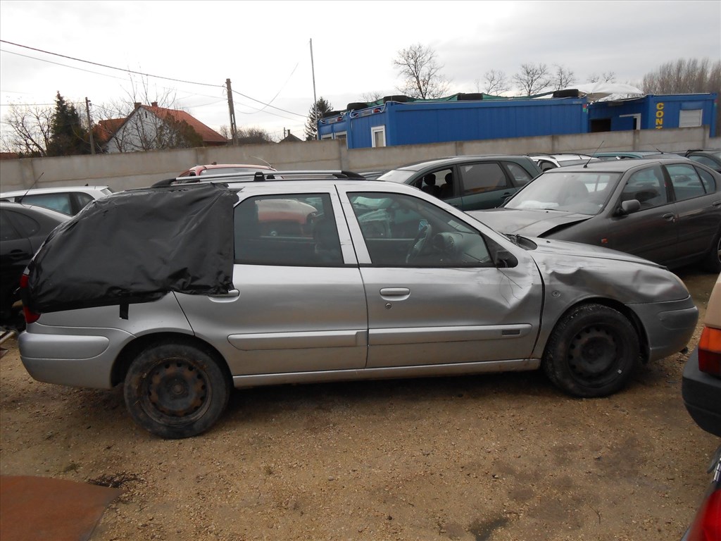 Citroen XSARA Break (N2) 2.0 HDI 90 3. hátsó embléma 2. kép