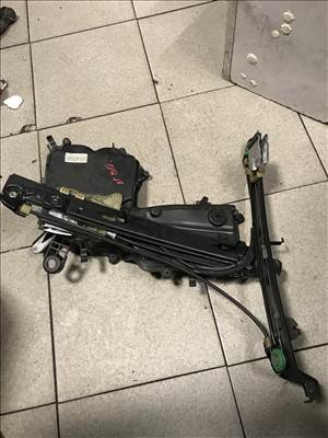 Seat León II 1P - bal első ablakemelő szerkezet 