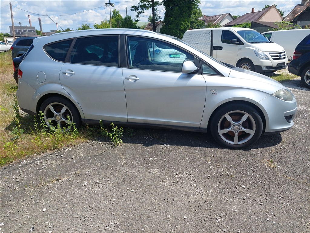 Seat Altea XL 1,8 turbó alkatrészek eladók 2. kép
