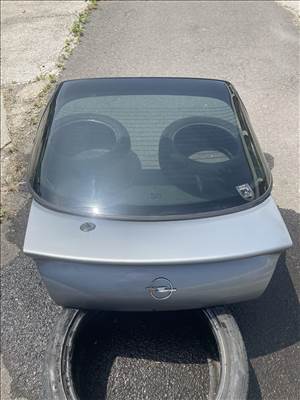 Opel Tigra csomagtérajtó rozsdamentes