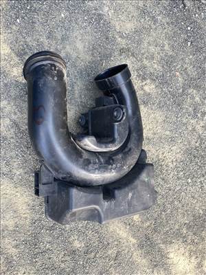 Kia Cee'd (CD) Zajtompító doboz 