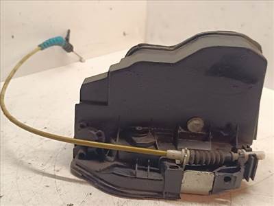 BMW 1 Jobb hátsó Ajtózár