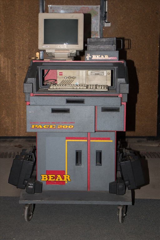 BEAR CCD 2 fejes futóműállító műszer eladó 7. kép