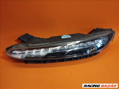 Hyundai Kona bal menetfény 92207-J9600 (M.25.611R)