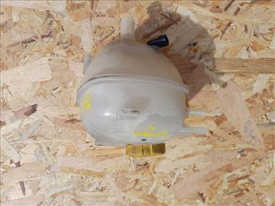 Opel Vectra C (2002-2009)  2.2 Benzines Kiegyenlítő Tartály 