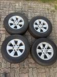 17" újszerű Toyota Lc felni, rajta 265/65 újszerű téli gumi gumi
