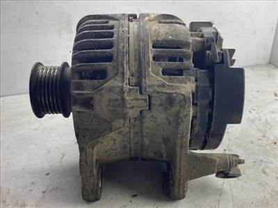 VW POLO III Generátor