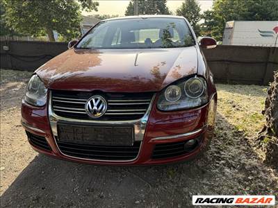 Volkswagen Jetta V VW Jetta 2003-2010 2.0 FSI MINDEN ALKATRÉSZ