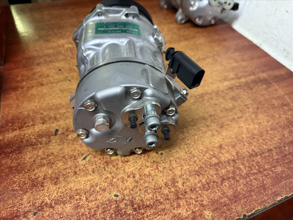 Vw Caddy 2.0SDI klímakompresszor  7h0820803f 3. kép