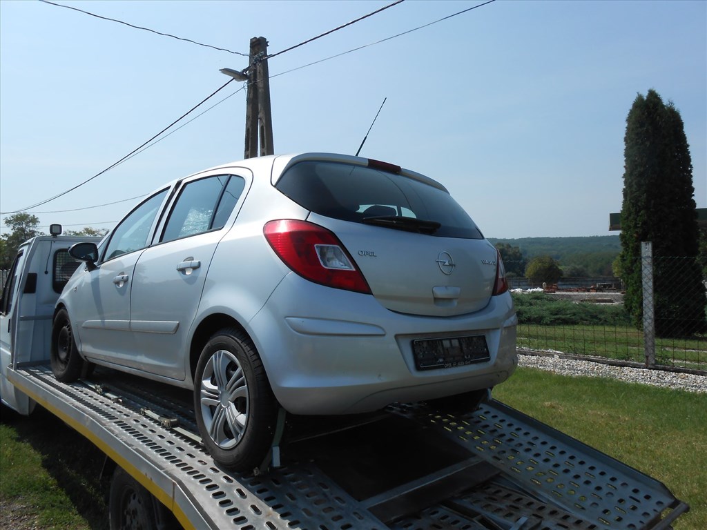 Opel CORSA D (S07) 1.2 bal első ablaktörlő kar 1. kép
