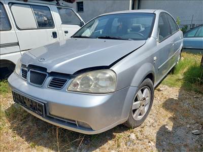 Daewoo Nubira 1.6 benzin bontott alkatrészei