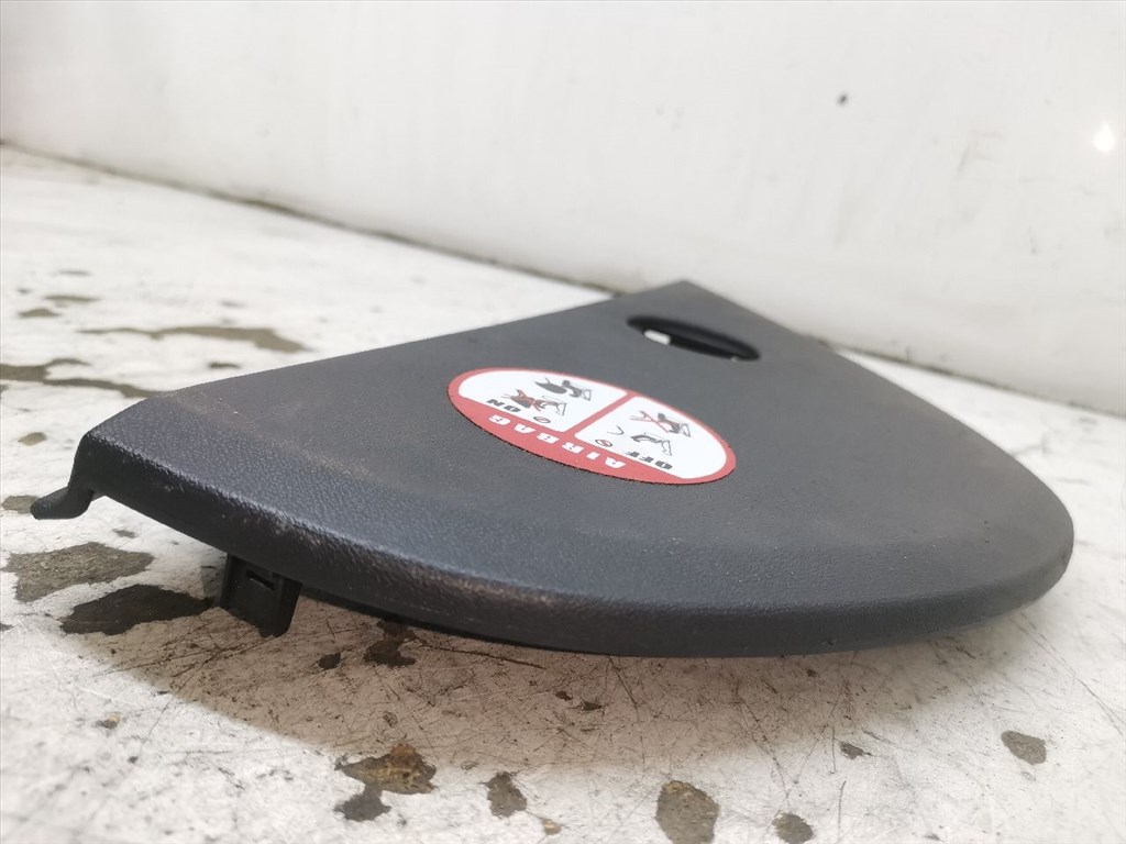 KIA PRO CEE'D (ED) 1.4 Jobb Műszerfal Oldalkárpit #39752# 847861H000 9. kép