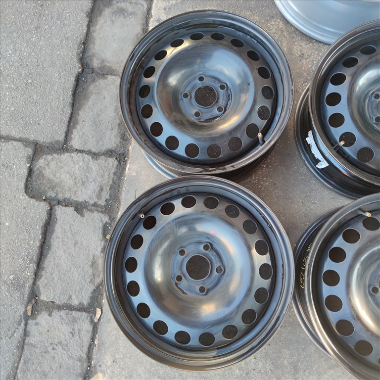5x105 16 Gyári Opel lemezfelni 44000ft a 4db/69/ 1. kép