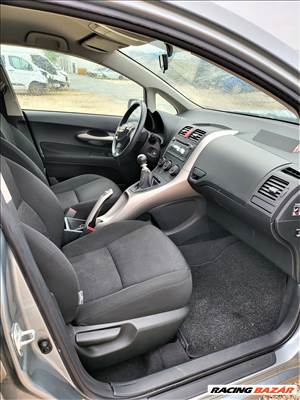Toyota Auris 1.33 E150 jobb oldlali C oszlop kárpit 