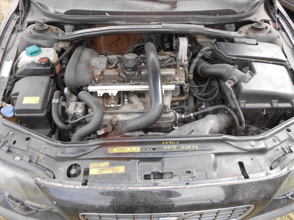 Volvo S60 I (P24_384) 2.4T  első ablaktörlő motor 7. kép