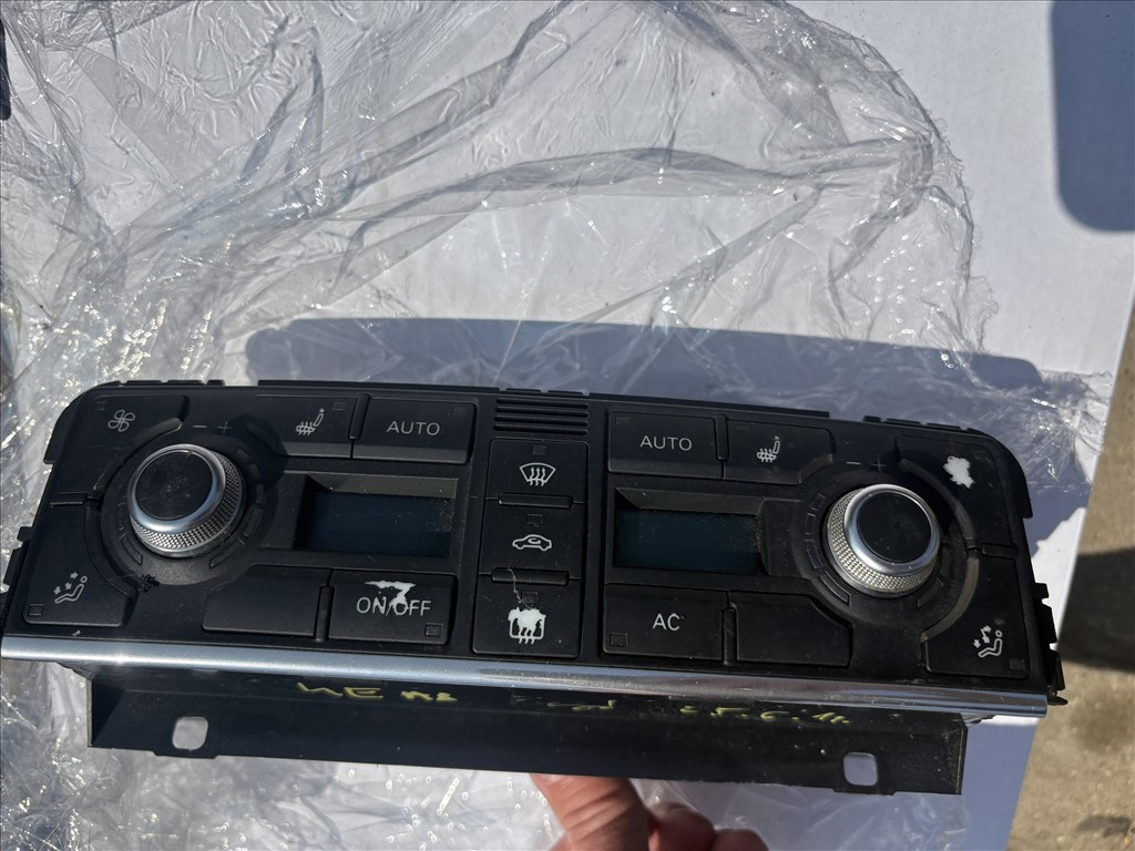 Audi A8 (D3 - 4E) klímavezérlő elektronika  4e0820043k 1. kép
