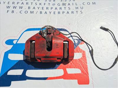 BMW F10 F11 F18 F06 F12 F13 bal első féknyereg - 60/30/348 