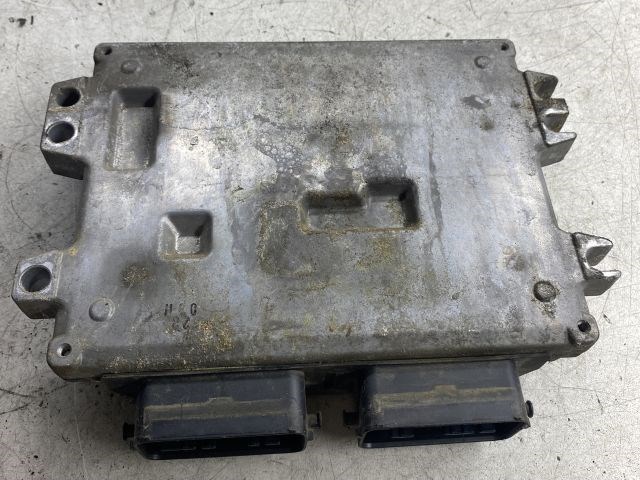 SUZUKI SWIFT III Motorvezérlő 2. kép