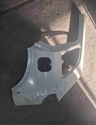 Suzuki Vitara (JT) Hátsó bal hátsó negyed 