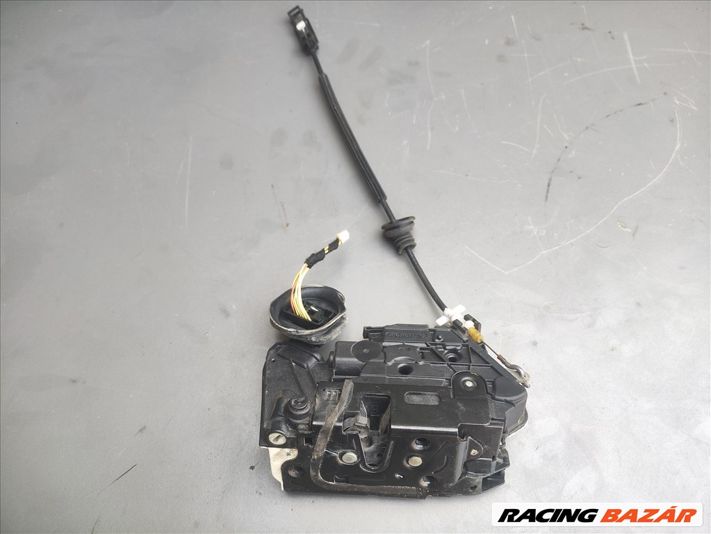 Volkswagen Golf VI bal hátsó ajtózár  5k4839015b 3. kép