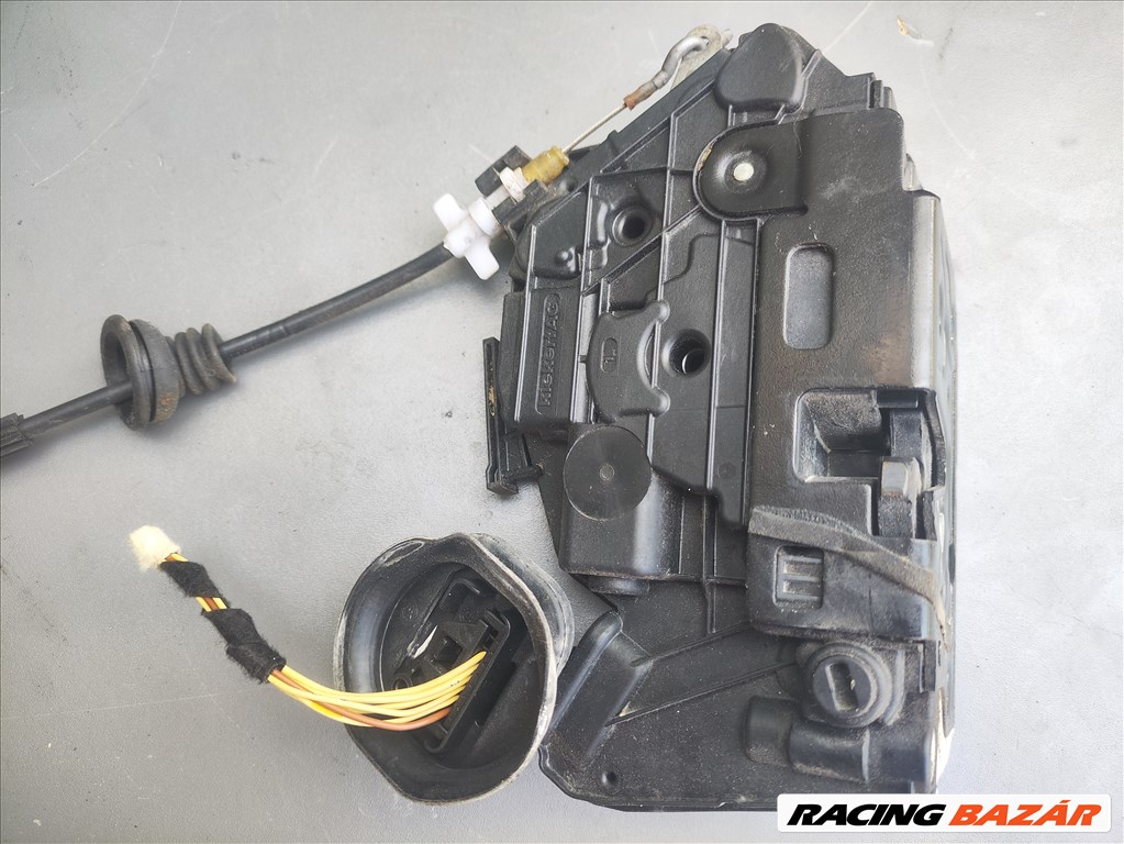 Volkswagen Golf VI bal hátsó ajtózár  5k4839015b 4. kép