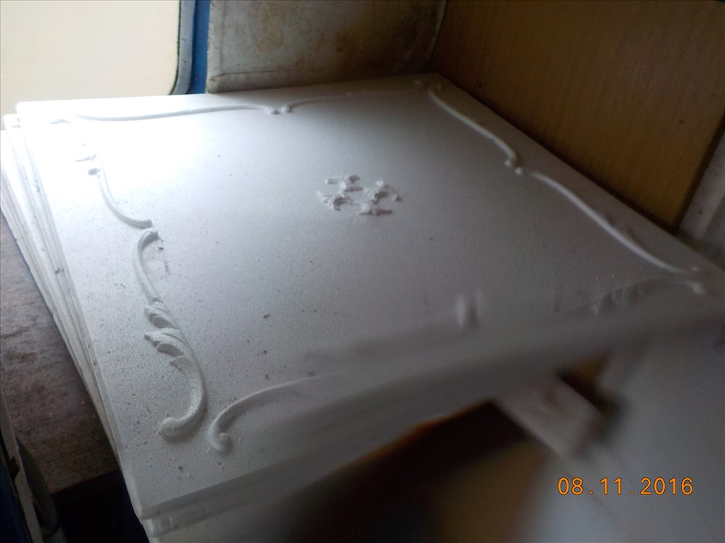 LAKÓKOCSI,FELÚJÍTÁSRA SZORULOAN PAPIROK NÉLKŰL TAPOLCÁN ELADÓ 12. kép