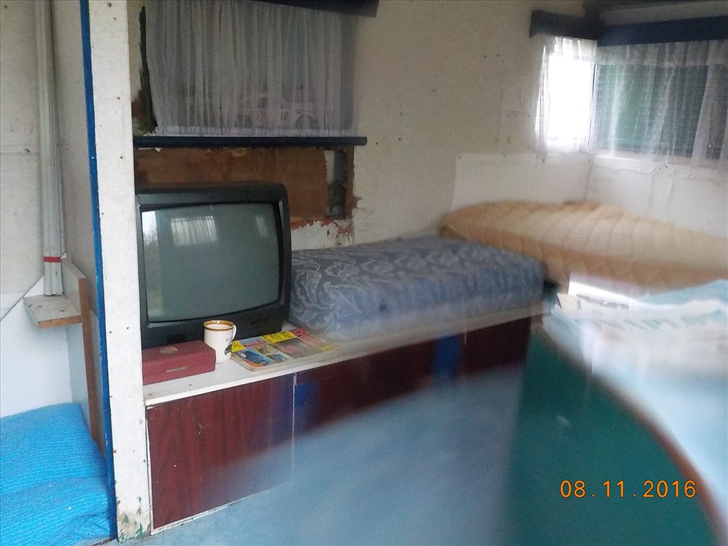 LAKÓKOCSI,FELÚJÍTÁSRA SZORULOAN PAPIROK NÉLKŰL TAPOLCÁN ELADÓ 17. kép