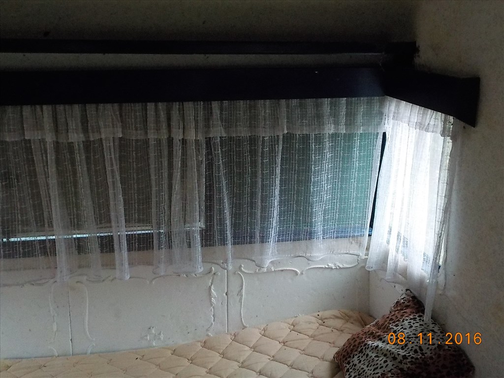 LAKÓKOCSI,FELÚJÍTÁSRA SZORULOAN PAPIROK NÉLKŰL TAPOLCÁN ELADÓ 24. kép